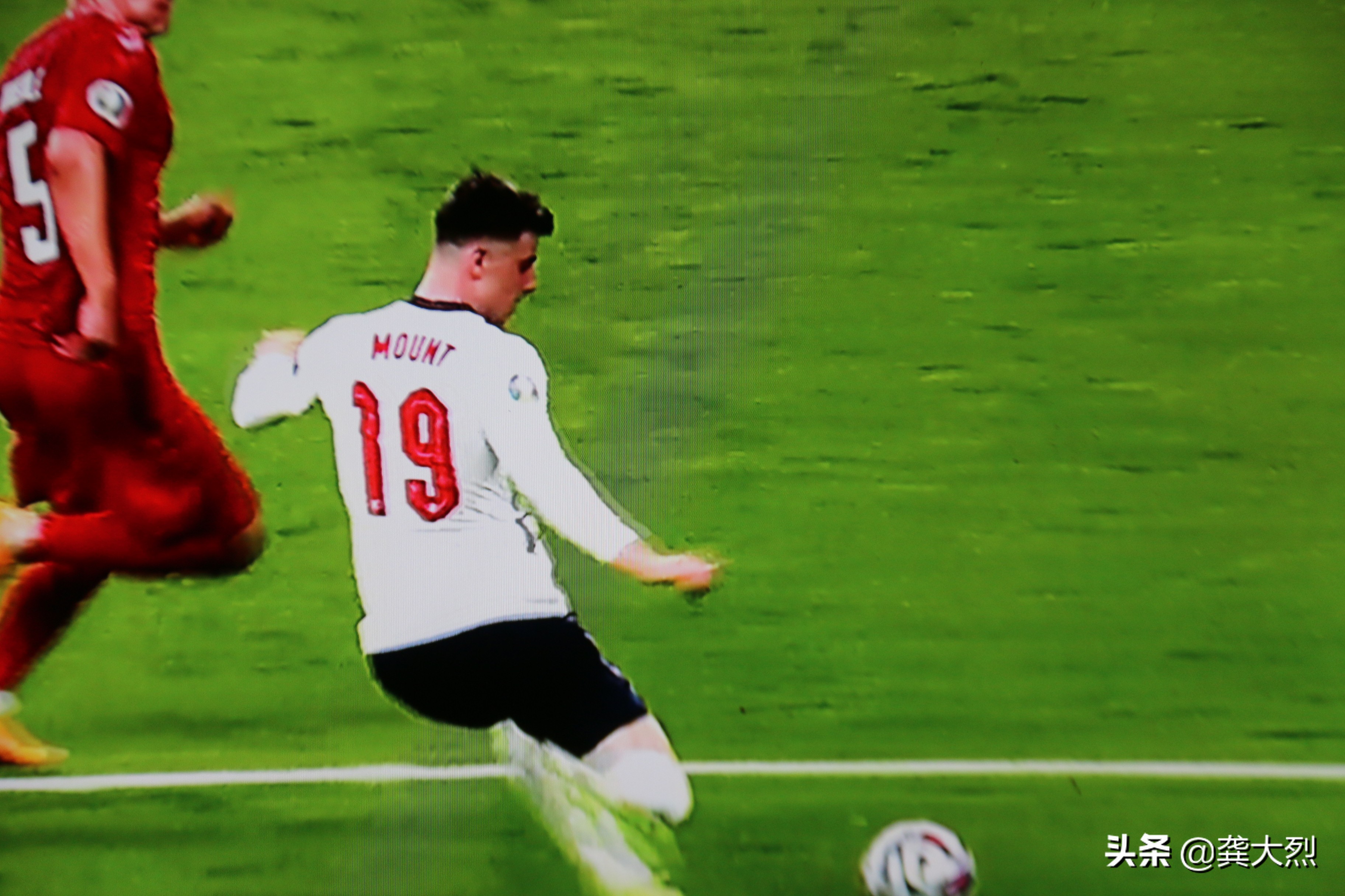 英格兰1:2输给哪个球队,为什么英格兰队世界大赛成绩不好