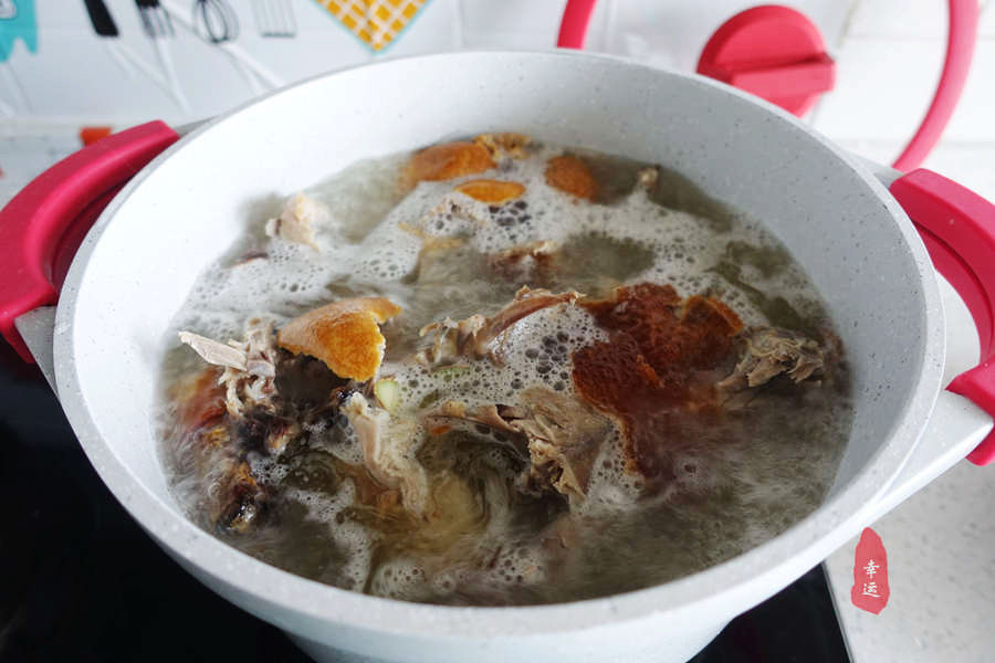 鸭汤要怎么炖营养又好吃,海带鸭汤好吃还是冬瓜鸭汤好吃