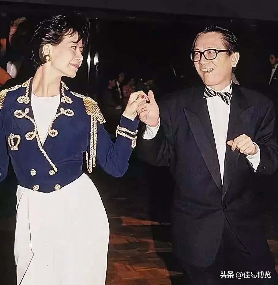 黄霑：率性的风流才子，一生三段情，情情有憾，如果人生可以重来