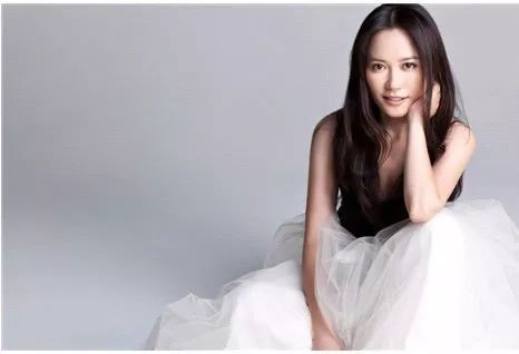 中年丧偶的女人怎么继续过日子,女人中年丧偶要不要改嫁