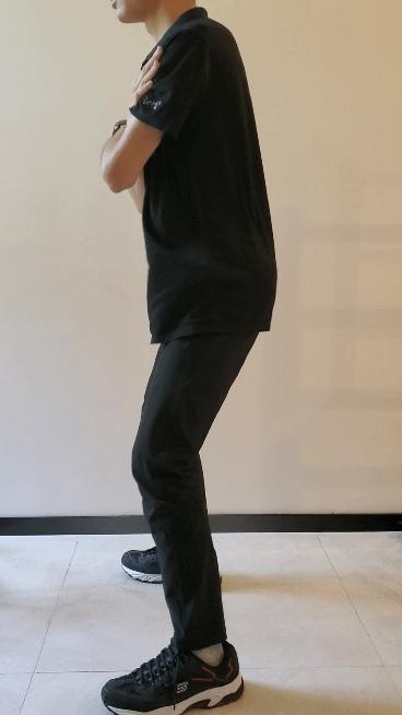 因摔倒致膝盖疼痛肿胀怎么治疗,摔倒后膝盖弯曲时疼痛且有肿胀感