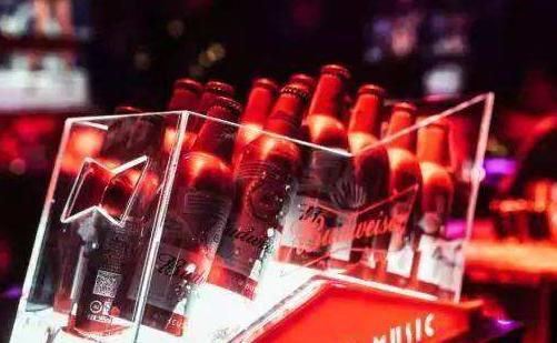 曼联身价6500万的球员,曼联1亿欧身价