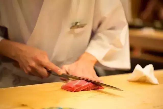 寿司鱼最贵,寿司最贵一个多少钱