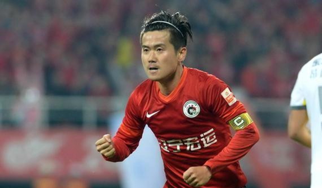 前国家队队长肇俊哲现状如何,肇俊哲现役