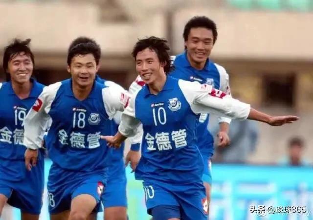 齐达内与梅西传奇,齐达内比肩两大球王