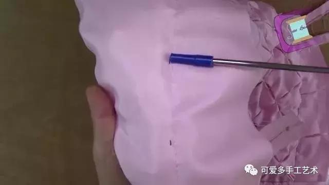 手工制作抱枕教程用针线勾,旧衣服自制抱枕不用针线了