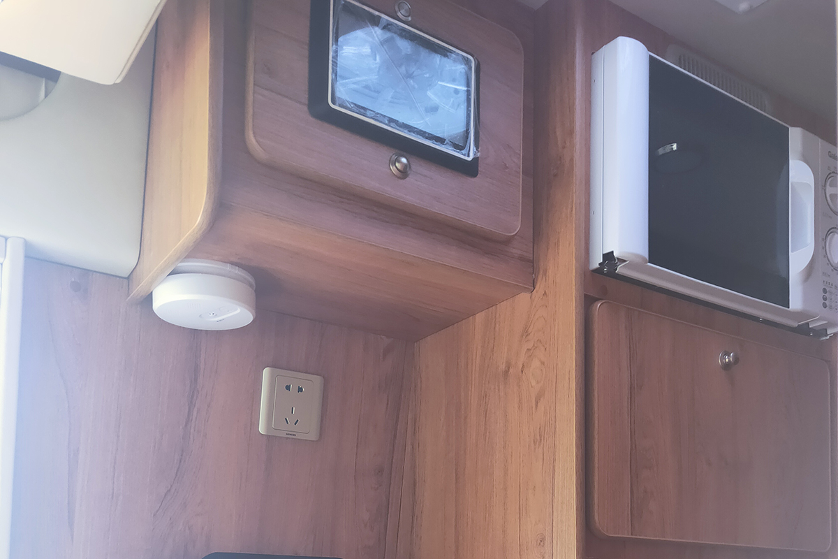 福特新世代短轴b型房车最新款,途酷福特b型房车6座6床