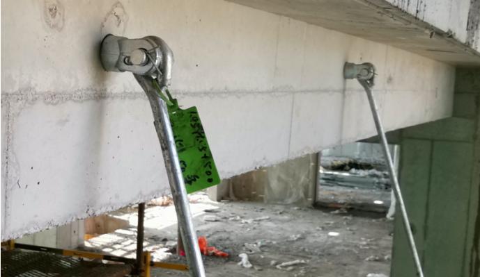 新型悬挑脚手架孔洞不漏水,新型悬挑脚手架如何预埋