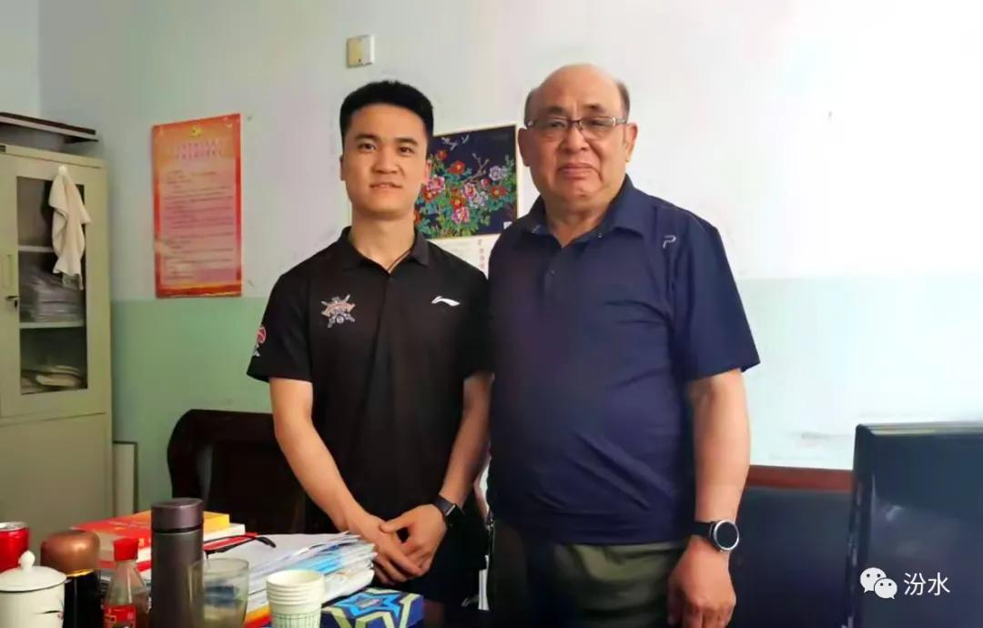 马布里在首钢队的翻译,马布里的翻译是专用的吗