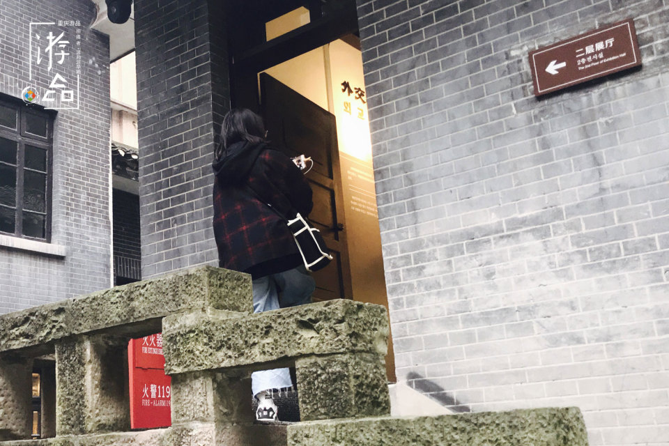 外国人看重庆8d魔幻城市光环广场,老外看七星岗莲花池