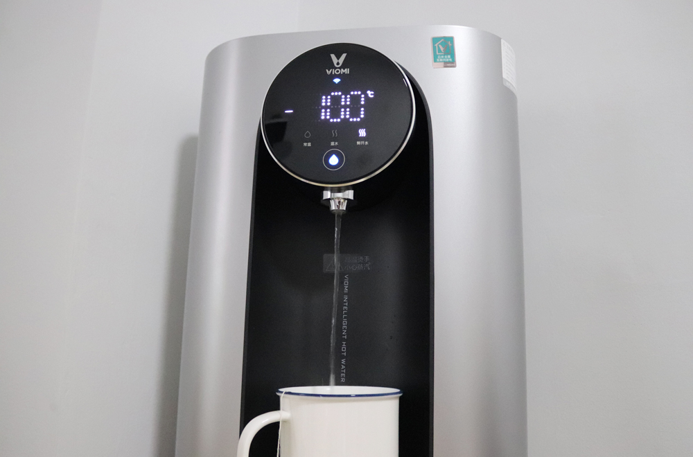 承包你全年的开水供应云米1秒即热管线机使用体验