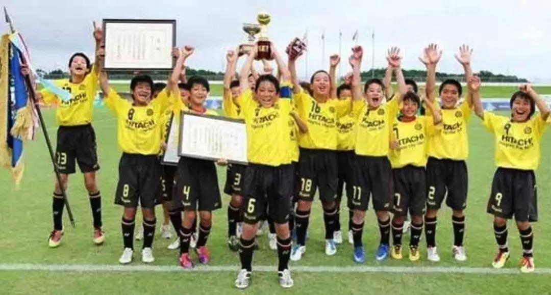 足球从娃娃抓起的前一句,日本足球从娃娃抓起