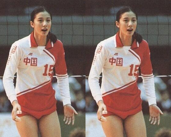 中国女排奋斗经历简短20字,排球运动简史中国女排