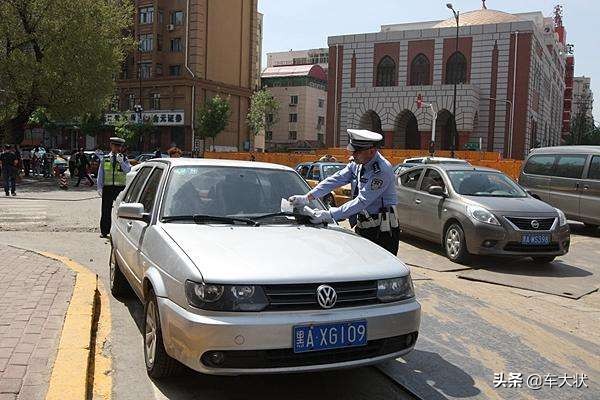 科目三考试超车特殊情况处理,科目三遇堵车如何使用挡位