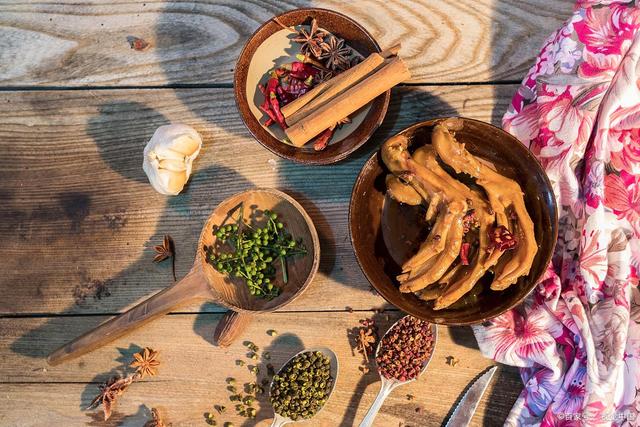 地摊经济来袭新手要如何摆摊呢,摆地摊一般做什么成本低比较赚钱