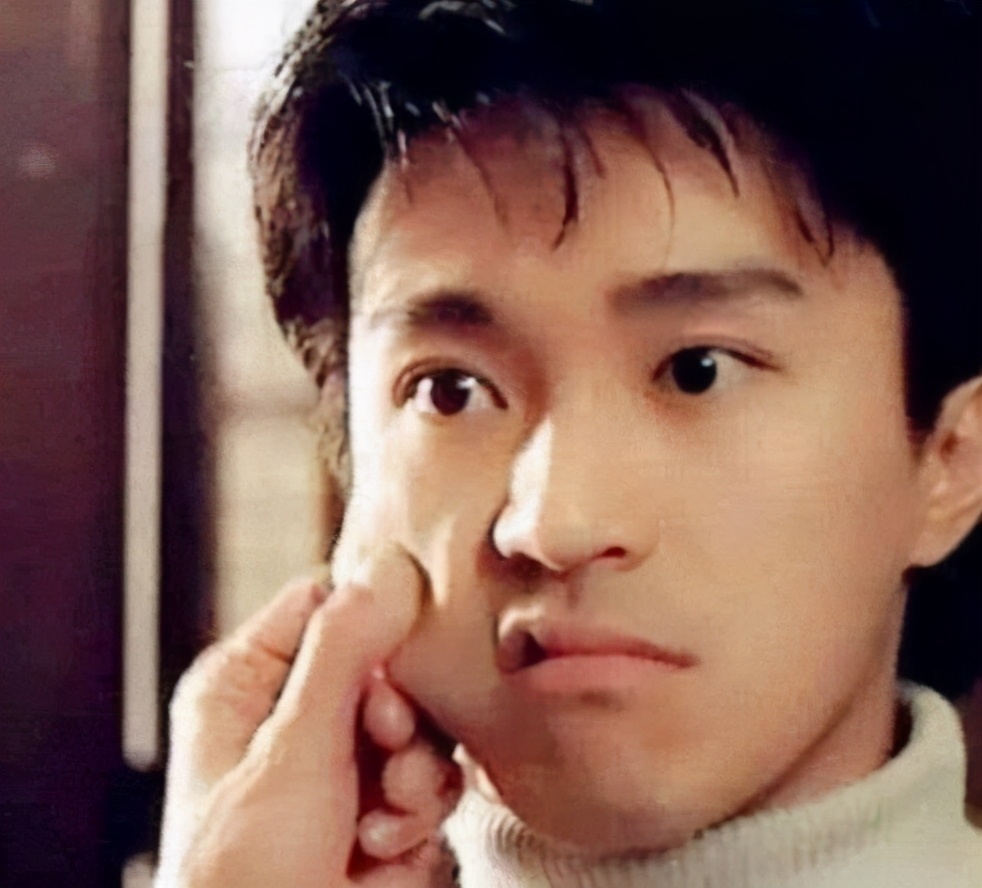 周星驰的喜剧之王你真的看懂了吗,一代喜剧之王周星驰背后的生活