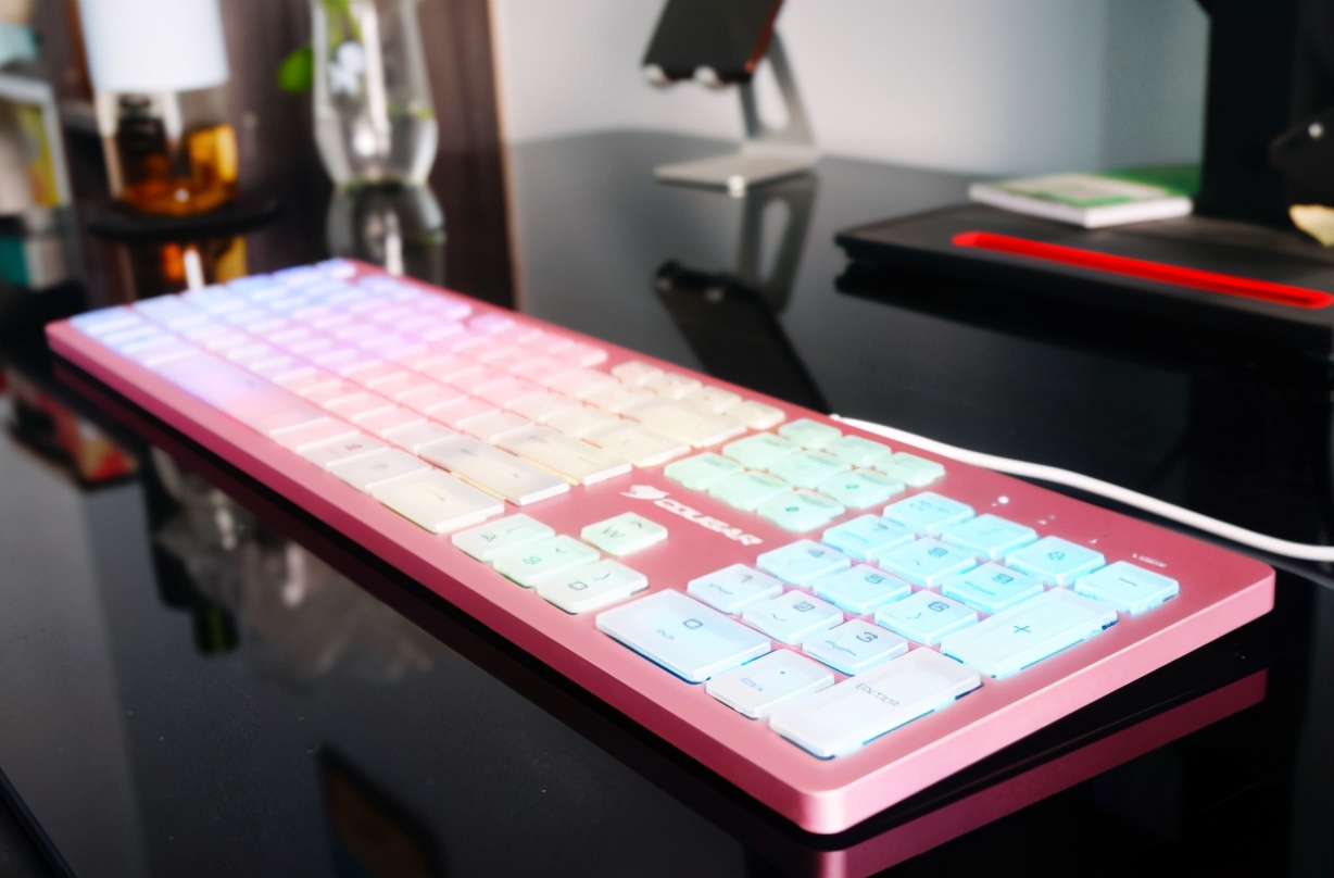 戴尔巧克力键盘测评,漂亮得不像实力派的上一句