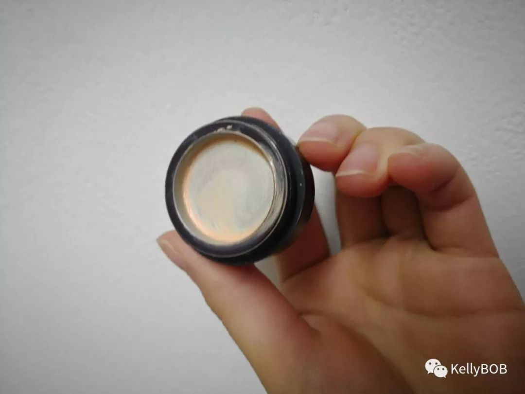 遮黑眼圈眼袋泪沟遮瑕产品油皮,泪沟黑眼圈遮瑕的正确使用方法