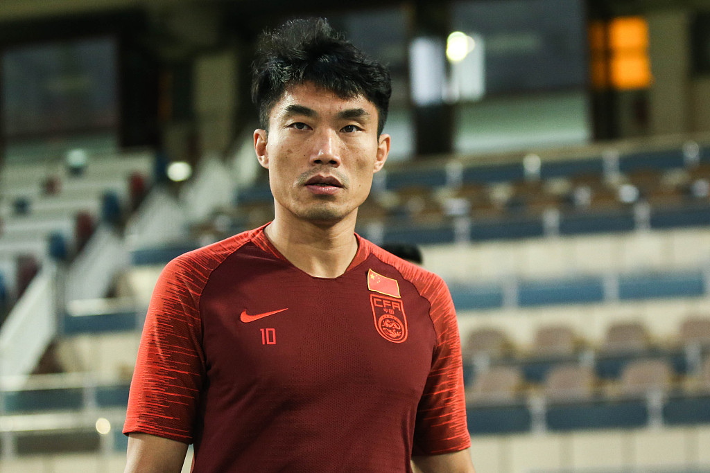 22岁郑智中国足球先生,郑智化17岁的时候