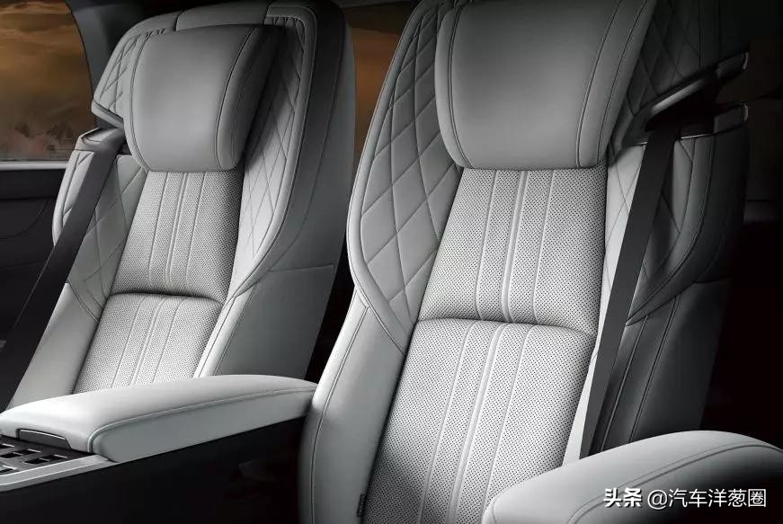 比埃尔法更豪华的雷克萨斯LM有多牛？这内饰，没2000万身价压不住