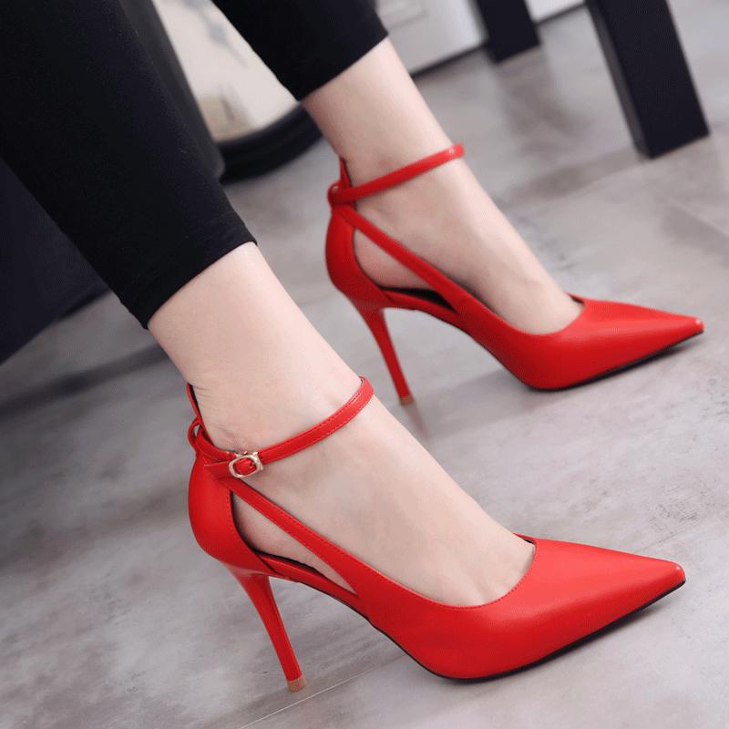 风情万种的高跟鞋显腿长更显气质,气场十足的高跟鞋优雅时髦两不误