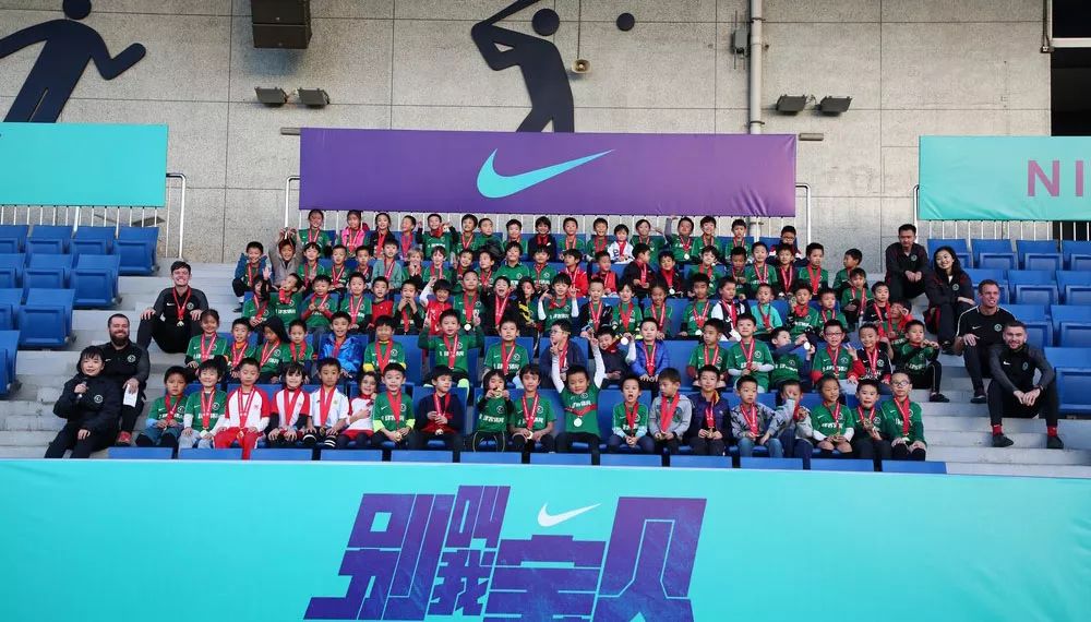 众爱慈善商店捐赠物品,感谢全国各地的爱心捐赠