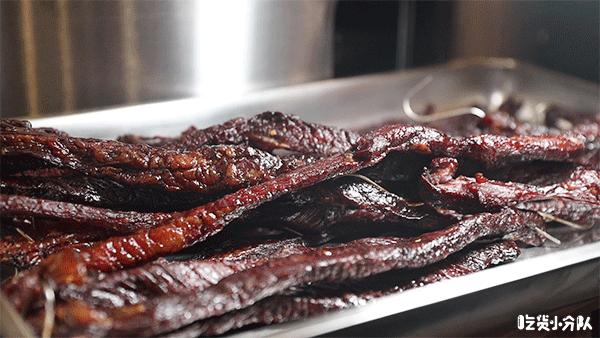 沈阳卖牛肉干的网红,卖牛肉干抖音网红