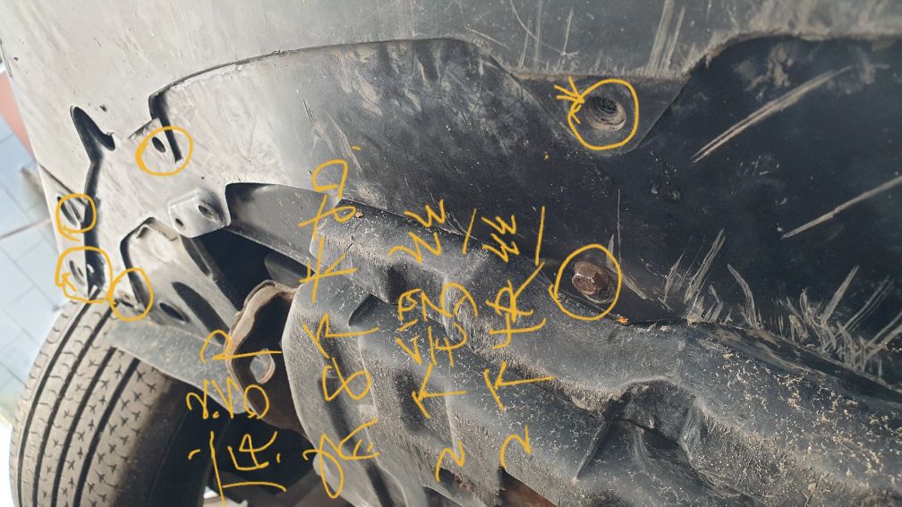 长安铃木天语前保险杠,铃木天语前保险杠拆卸视频