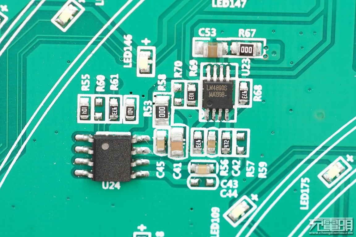 这个充电器充电时的仪式感太强了忍不住想买
