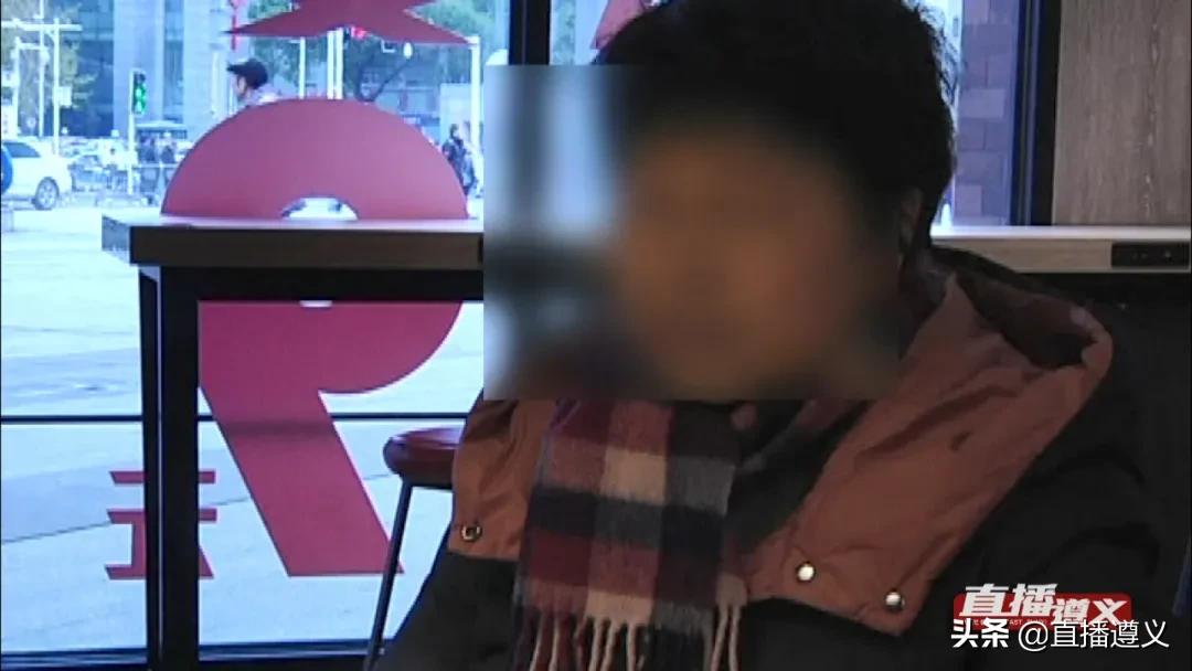 健身卡突然“缩水”，老人声称被“忽悠”寻求记者帮忙