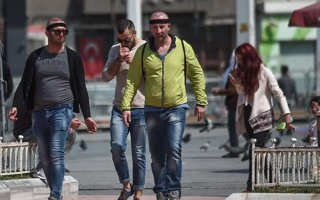 各国治脱方法：德国抹牛口水，俄罗斯涂石油，最奇葩的还是日本