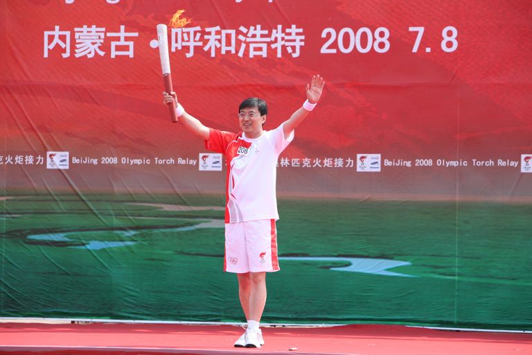 伊利的商业模式 (伊利的经营形势以及原因)