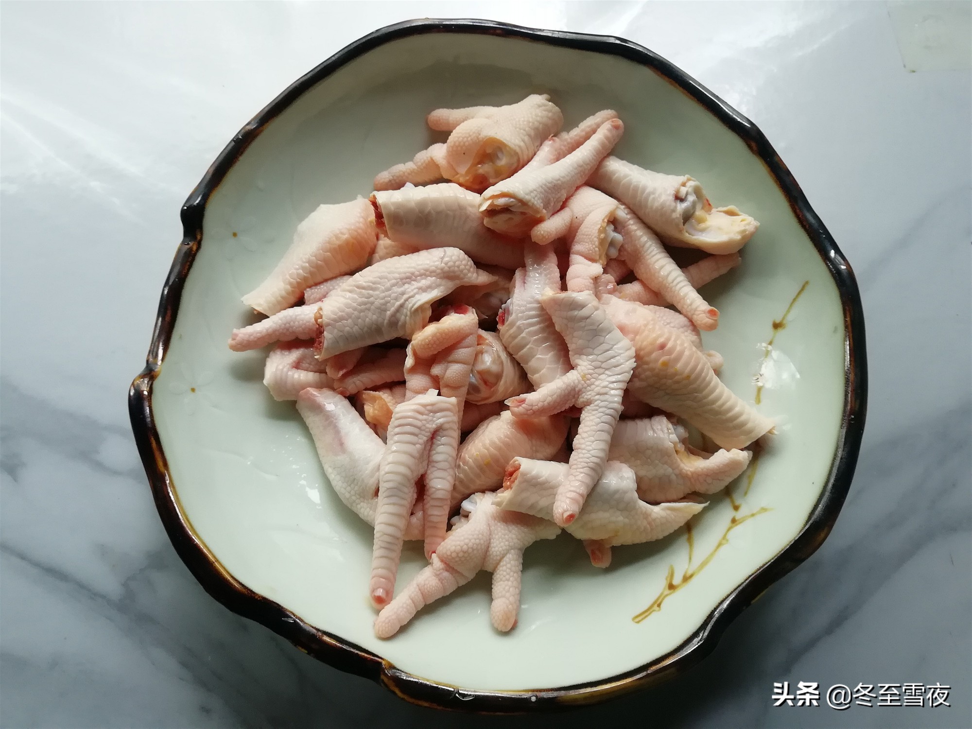 泡椒凤爪的简单做法教程,泡椒凤爪怎么做简单好吃