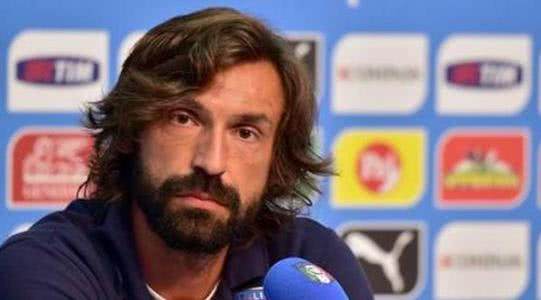 皮尔洛为什么是经典后腰,皮尔洛怎么踢中场