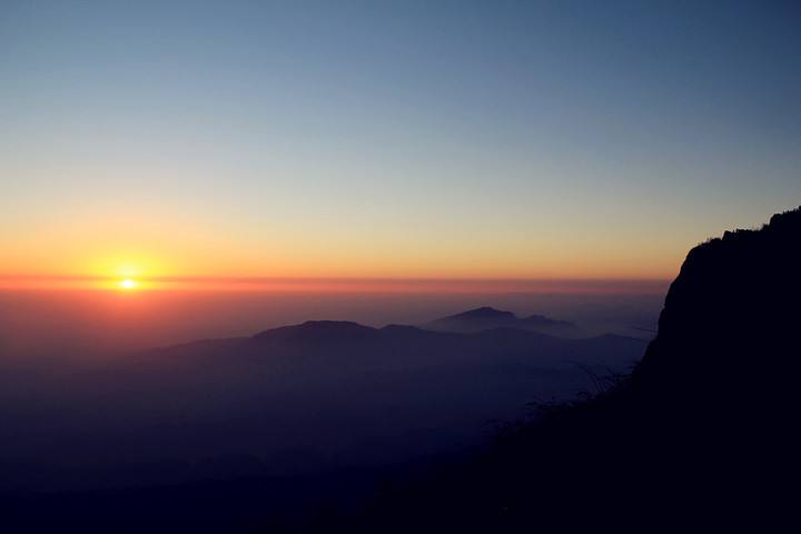 世界上喷发最频繁的火山,世界上哪座火山爆发会毁灭地球
