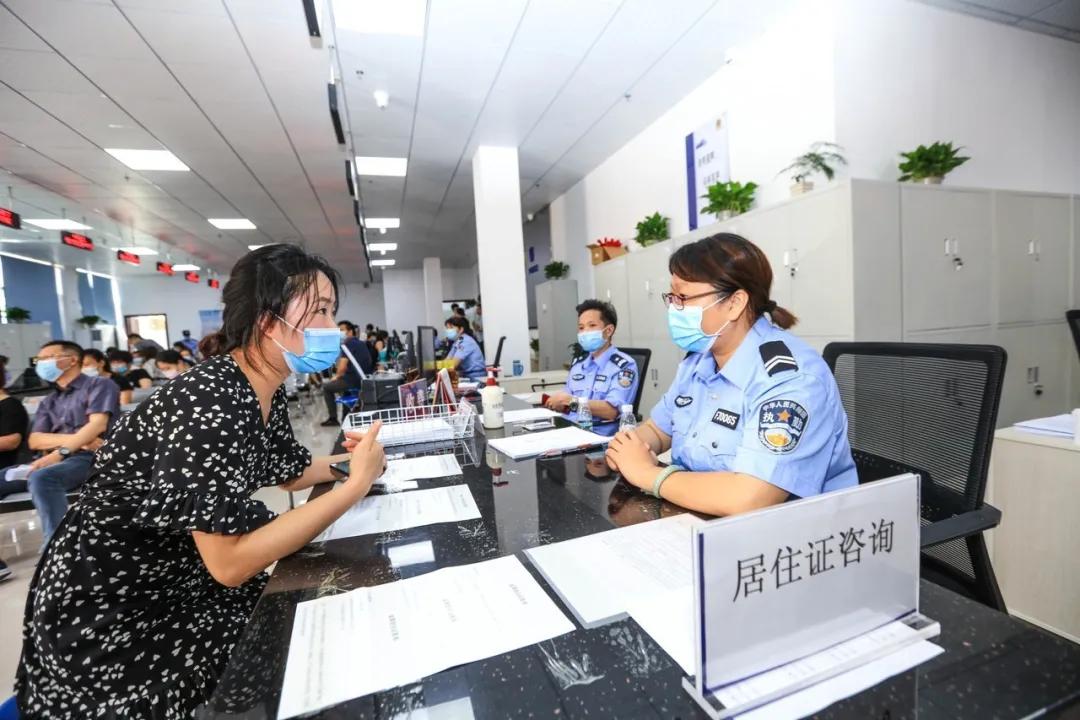 邻居养狗扰民就没有办法吗,邻居养狗太臭可以报警吗