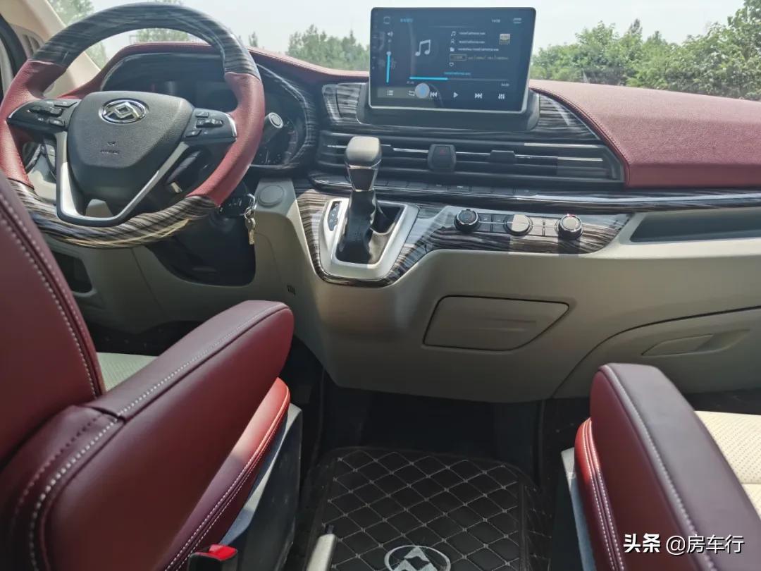 轻卡房车c型房车b型房车,房车推荐80万豪华房车c型