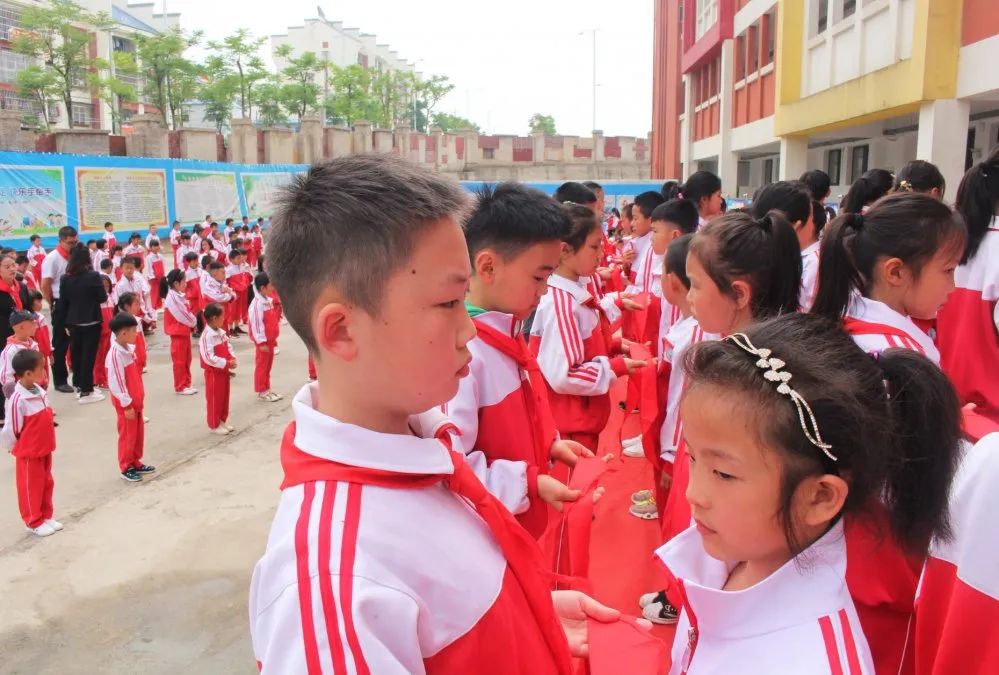毕节头步桥小学六一儿童节,毕节十九小学校2018年六一儿童节