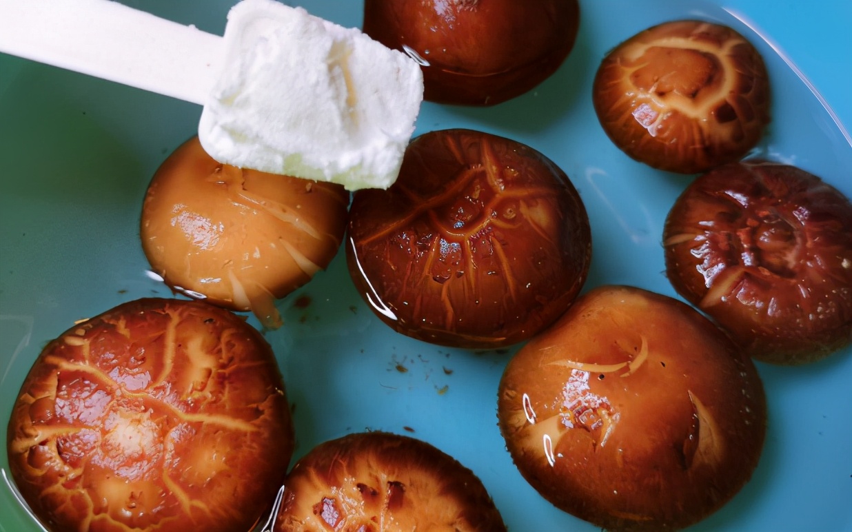 泡发干香菇需要多少时间,有什么快速泡发干香菇的方法