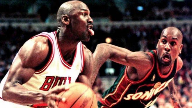 nba球员年薪排名库里,库里从年薪1100万到年薪4400万