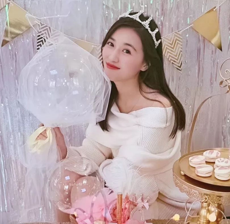 芳菲四月美如画,芳菲四月的季节