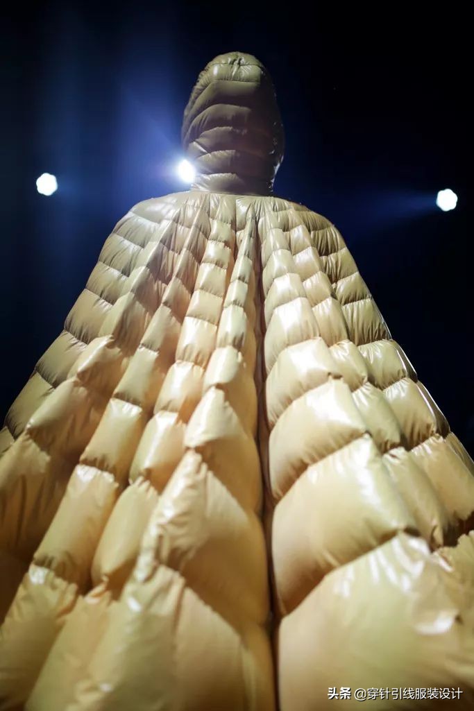 逆天羽绒服设计,moncler羽绒服成毅同款
