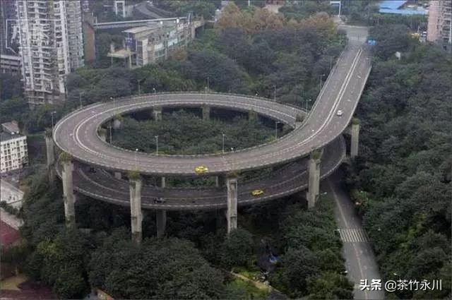 为什么在重庆走错路就是一日游,重庆旅游交通方便吗