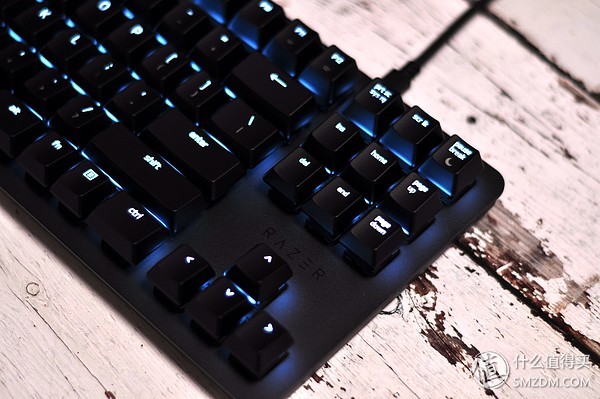 雷蛇黑寡妇v3键盘怎么连接ipad,雷蛇黑寡妇蜘蛛机械键盘灯光