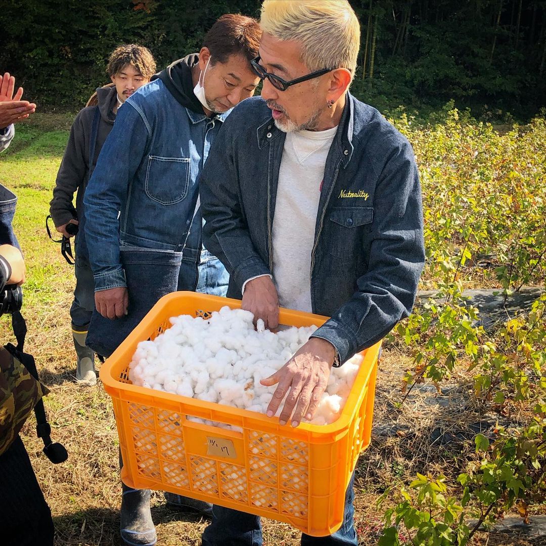 印象中野上彻是唯一一个用自己种的棉花做牛仔裤的“牛”人吧？