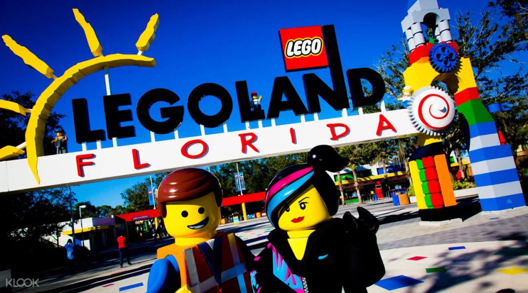 乐高西安授权专卖店曲江创意谷,西安乐高授权店乐高零件墙