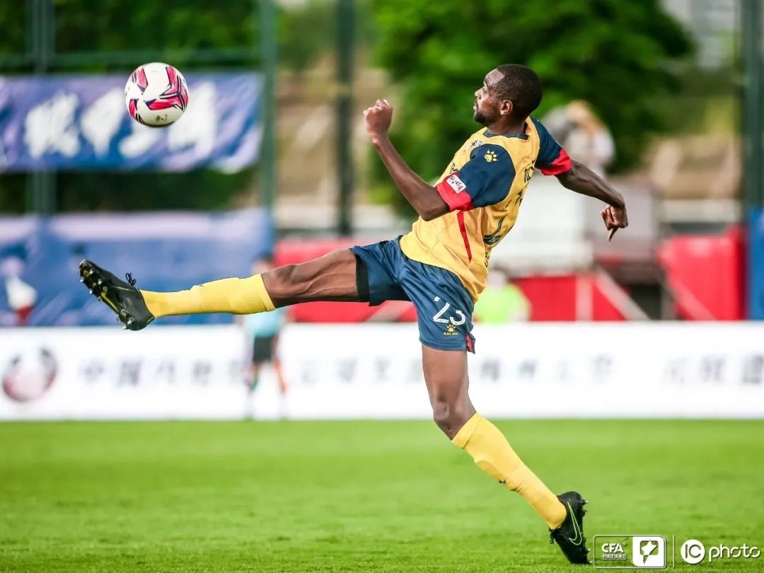 杨贺头球破门,杨贺西北狼完整视频