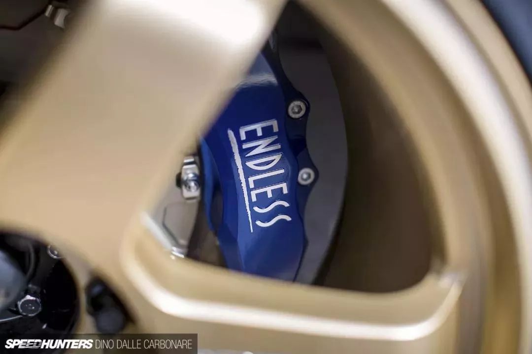 中东爆改2000匹途乐,中东改装途乐y61