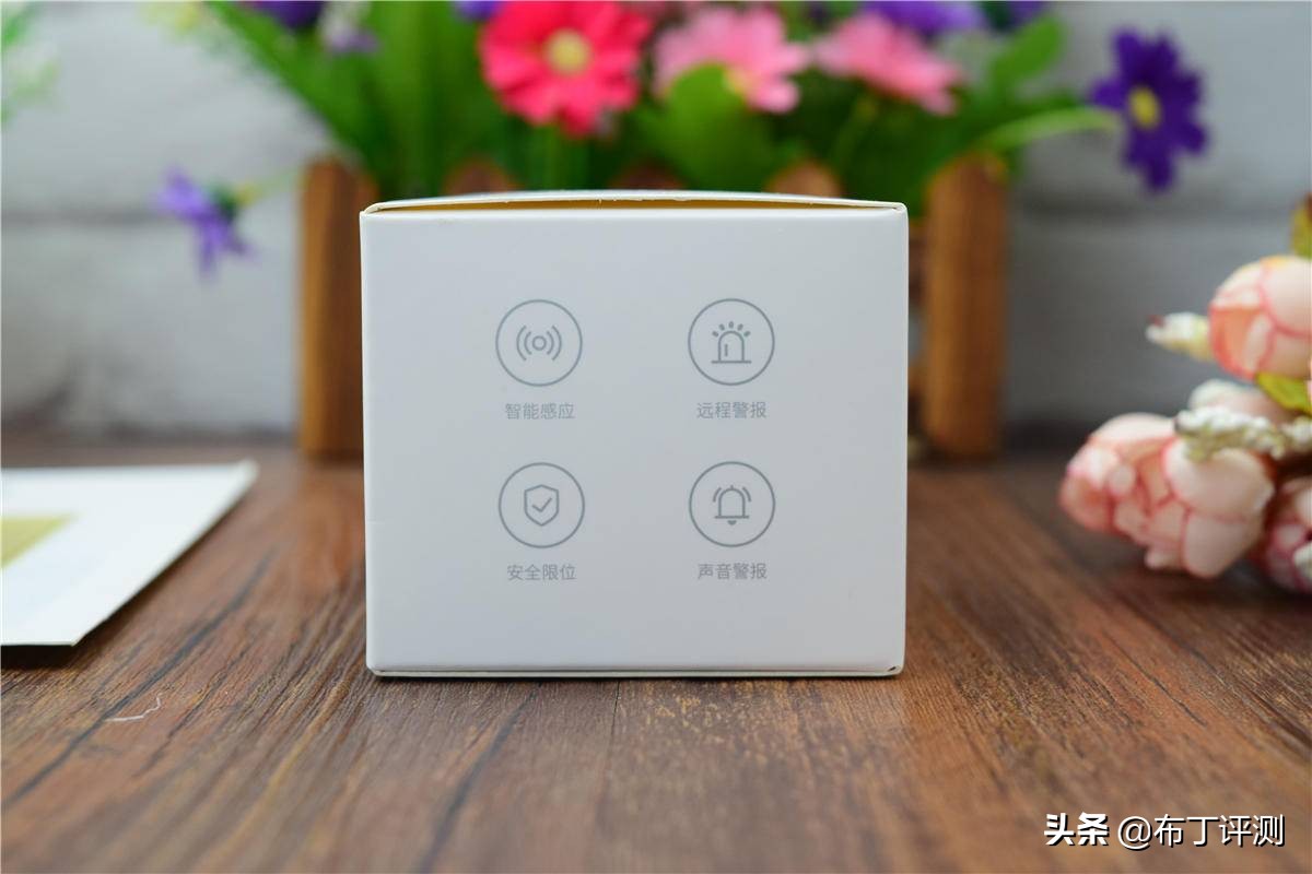 简单一贴，保护孩子爬窗还能防盗：叮零窗户限位报警体验