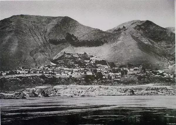 100年前中国风景建筑老照片,两亿多年前的景观